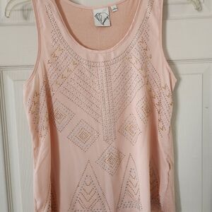 Women's tank top.